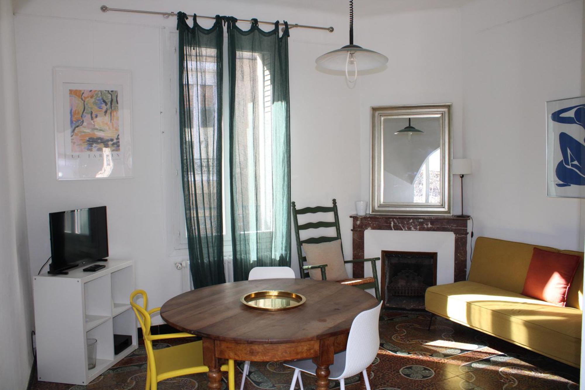 Superbe Appartement Avec Parking Sur Place ニーム エクステリア 写真